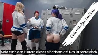 Junges Mädchen Mit Lila Haaren Wird Im Umkleideraum Munter